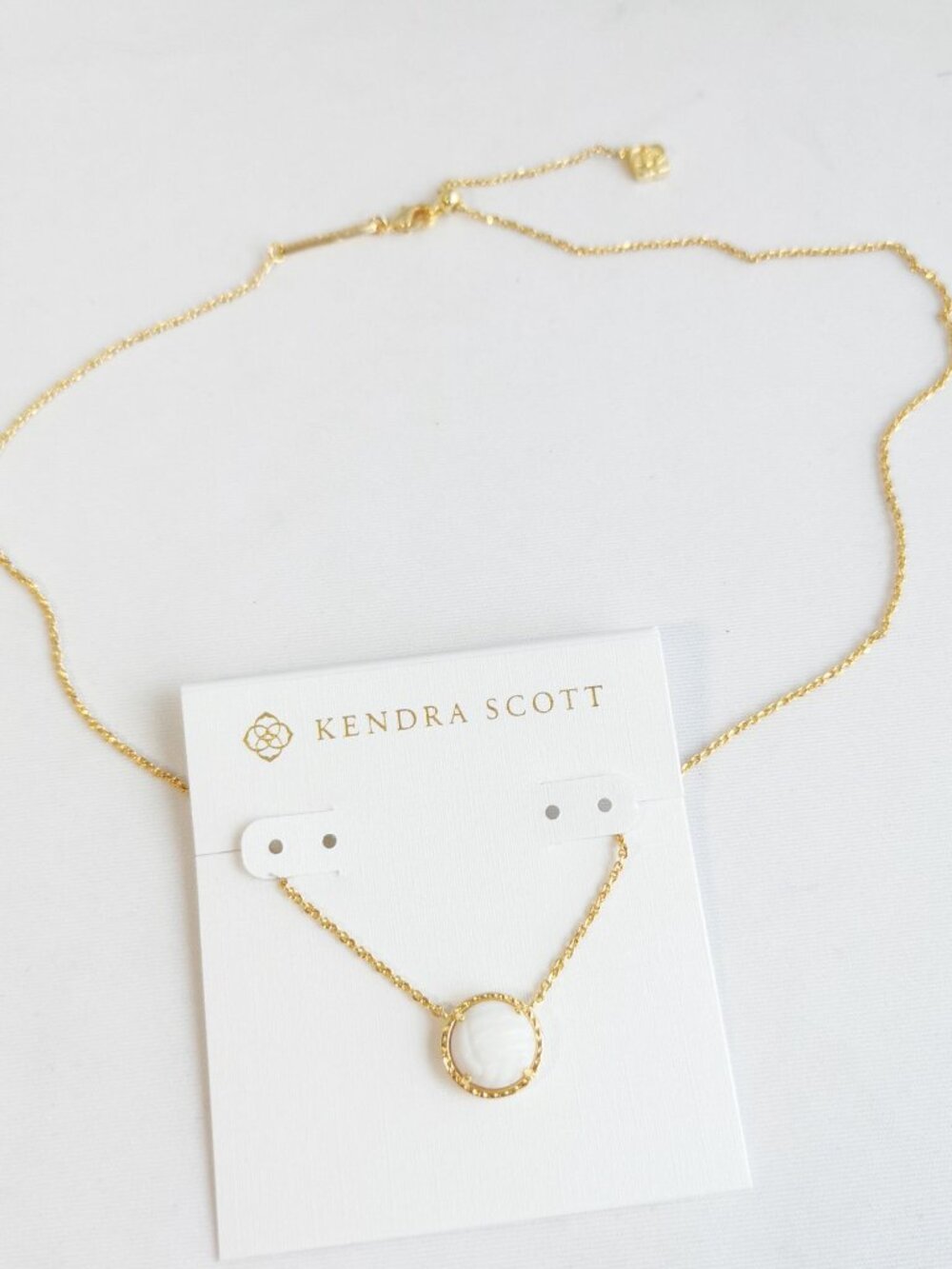 Kendra Scott Volleyball Gold Pendant Necklace - Picture 3 of 3